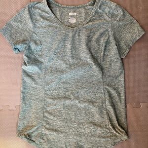 Women’s Armachillo Cooling V-Neck T Shirt